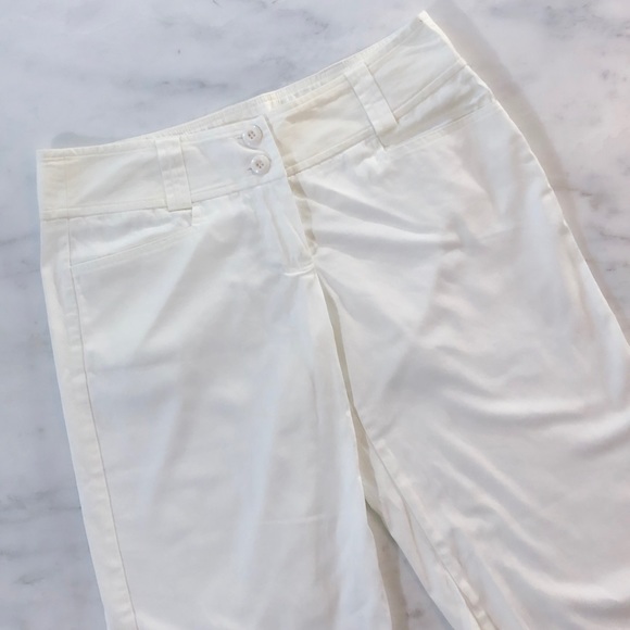 White Cropped Capri Pants - Picture 2 of 8